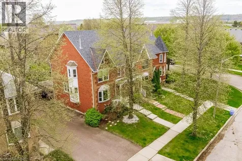 4 Edgewater Drive Stoney Creek ON L8E 4Z3