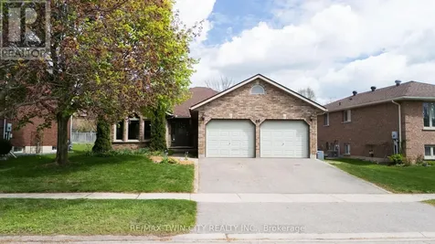 44 Blackfriar Lane Brantford ON N3R 7L3