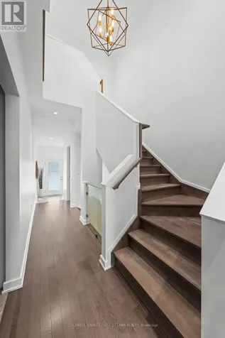 250 Big Dipper Street Ottawa ON K4M 0J7