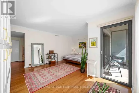 90 George Street Ottawa ON K1N 0A8
