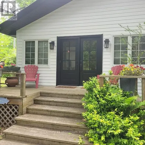 19 Hastings Avenue Tiny ON L0L 1P0
