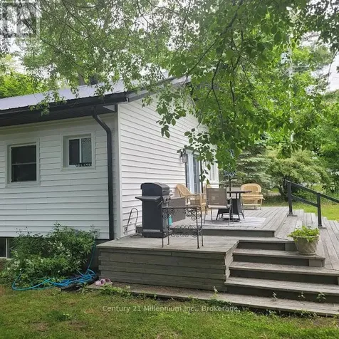 19 Hastings Avenue Tiny ON L0L 1P0