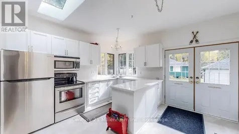 19 Hastings Avenue Tiny ON L0L 1P0
