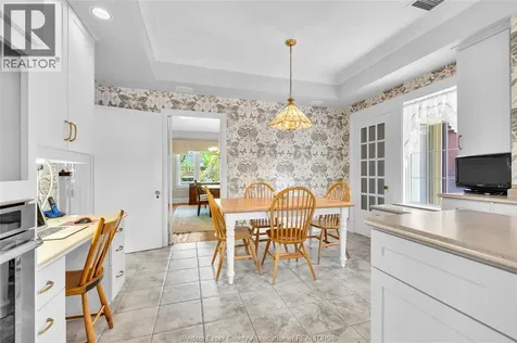 1505 Victoria Avenue Windsor ON N8X 1P4