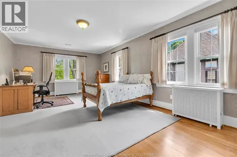 1505 Victoria Avenue Windsor ON N8X 1P4