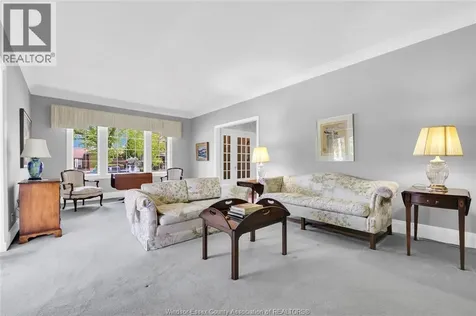 1505 Victoria Avenue Windsor ON N8X 1P4