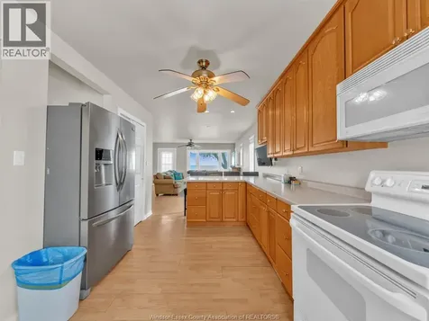 545 Lakeview Avenue Essex ON N0R 1G0