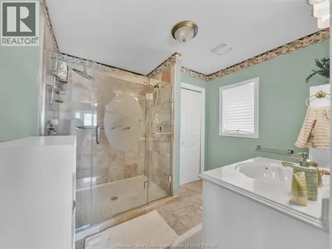 545 Lakeview Avenue Essex ON N0R 1G0