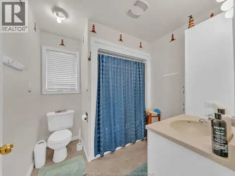 545 Lakeview Avenue Essex ON N0R 1G0