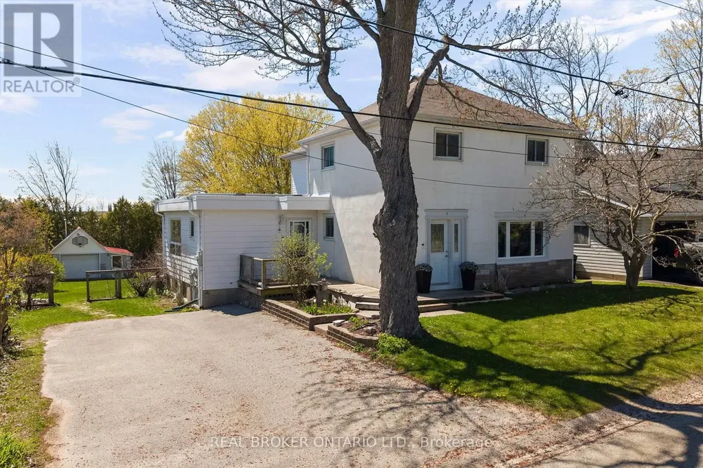 6 Lucy Street Penetanguishene ON L9M 1K7