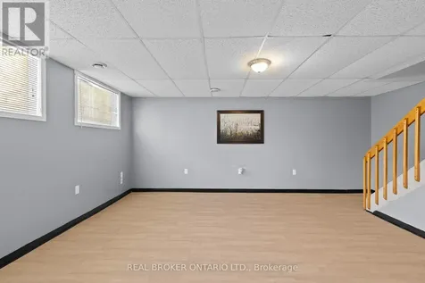 6 Lucy Street Penetanguishene ON L9M 1K7