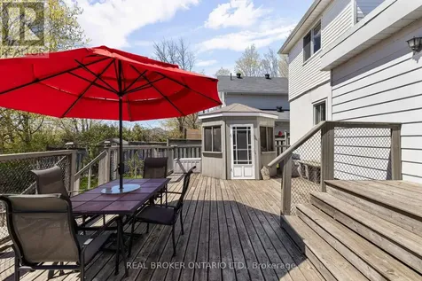 6 Lucy Street Penetanguishene ON L9M 1K7