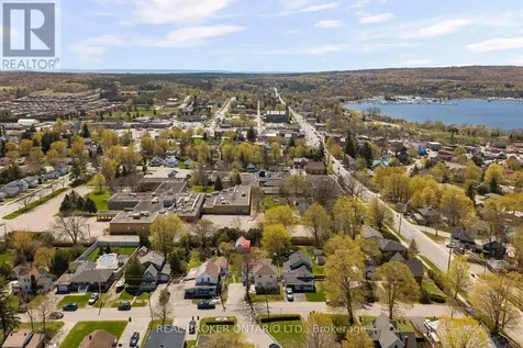 6 Lucy Street Penetanguishene ON L9M 1K7