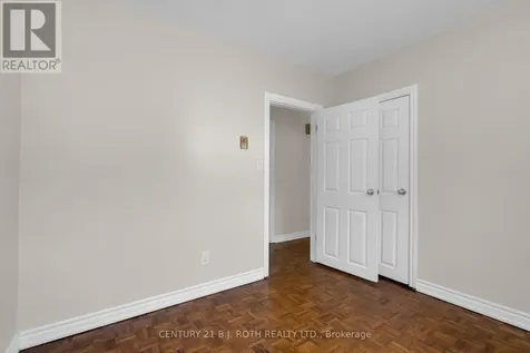 49 Lakeshore Road East Oro-medonte ON L0L 2E0