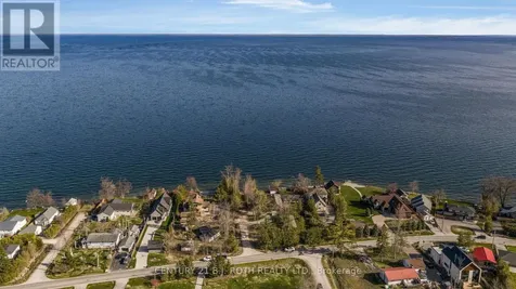 49 Lakeshore Road East Oro-medonte ON L0L 2E0