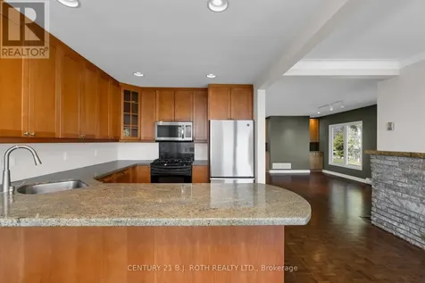 49 Lakeshore Road East Oro-medonte ON L0L 2E0
