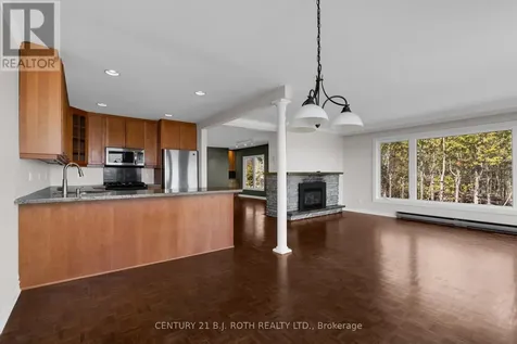 49 Lakeshore Road East Oro-medonte ON L0L 2E0