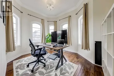 48 Roy Harper Avenue Aurora ON L4G 0V4