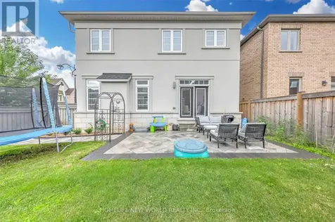 48 Roy Harper Avenue Aurora ON L4G 0V4
