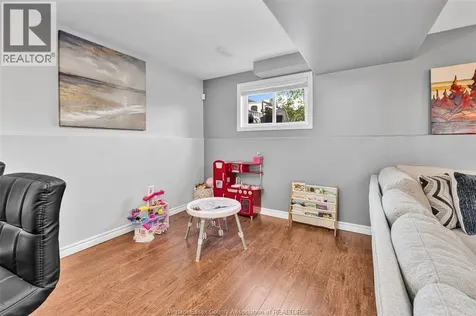 1680 Calderwood Windsor ON N8W 5V2