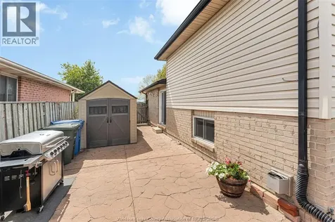 1680 Calderwood Windsor ON N8W 5V2