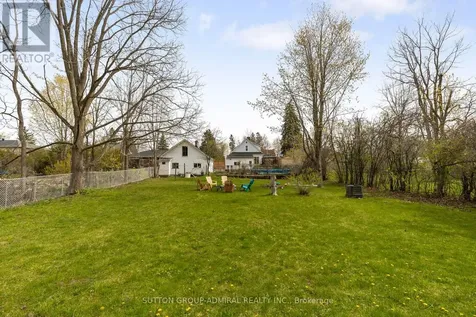 8 South Street West Orillia ON L3V 3S9