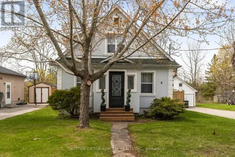 8 South Street West Orillia ON L3V 3S9