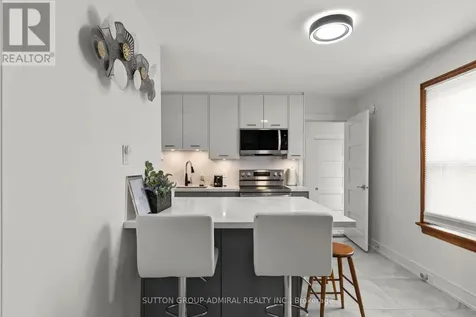 8 South Street West Orillia ON L3V 3S9