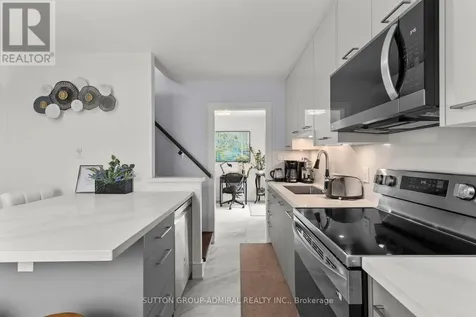 8 South Street West Orillia ON L3V 3S9