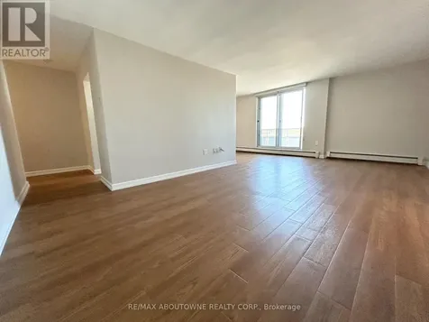 10 Overlea Drive Kitchener ON N2M 5B8
