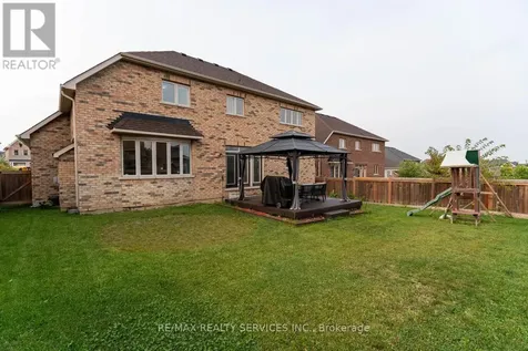 28 Stonegate Avenue Mono ON L9W 6X1