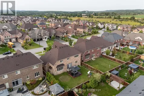 28 Stonegate Avenue Mono ON L9W 6X1