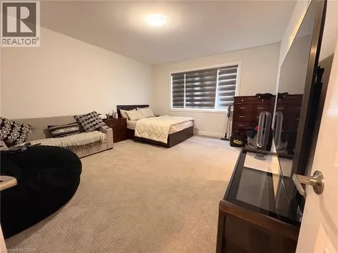 1079 Edinburgh Drive Woodstock ON N4T 0M5