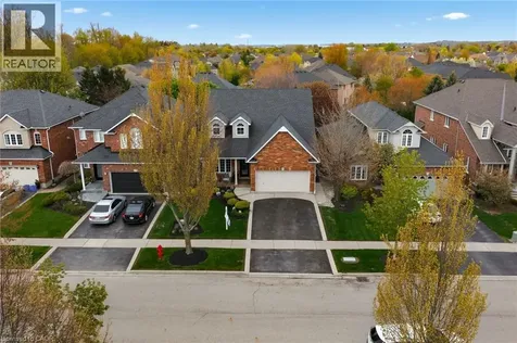 5 Volterra Court Waterdown ON L8B 0K7