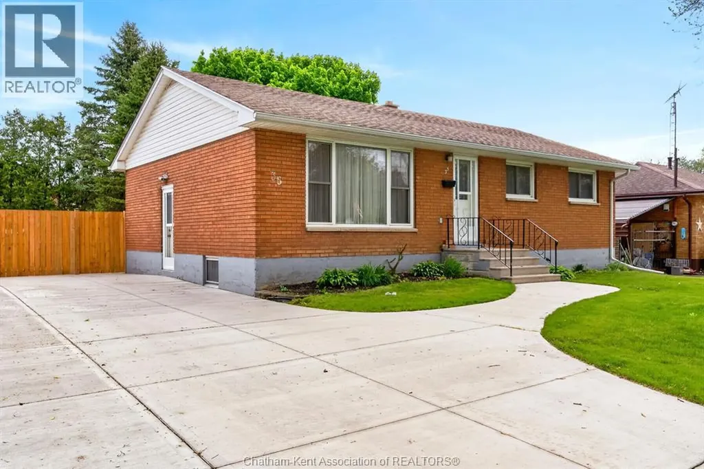 35 Peter Street Chatham ON N7M 5B2
