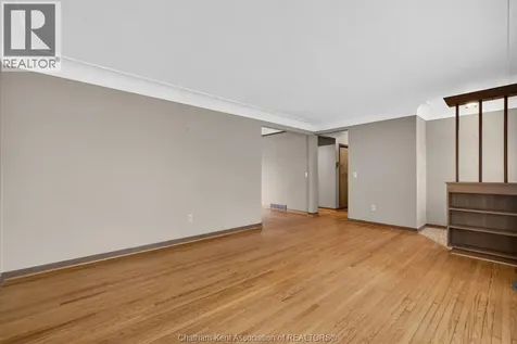 35 Peter Street Chatham ON N7M 5B2
