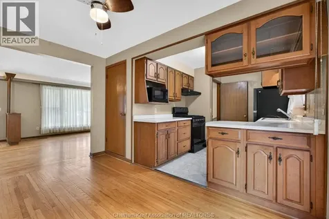 35 Peter Street Chatham ON N7M 5B2