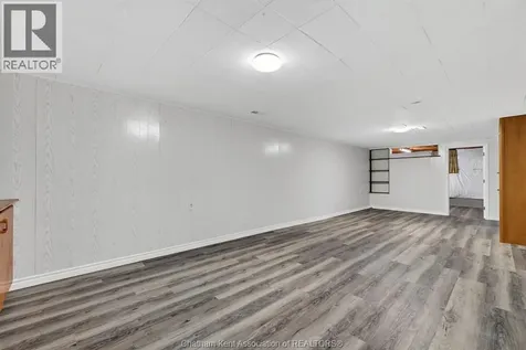 35 Peter Street Chatham ON N7M 5B2