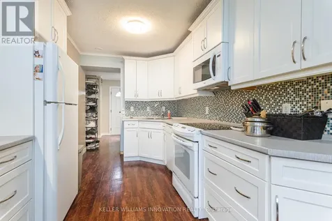 121 University Avenue East Waterloo ON N2J 4J1