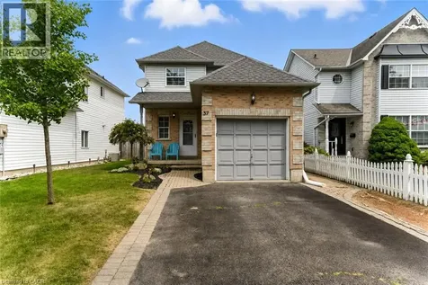 37 Hilltop Drive Ayr ON N0B 1E0