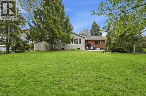 21 Brian Boulevard Waterdown ON L8B 0C7