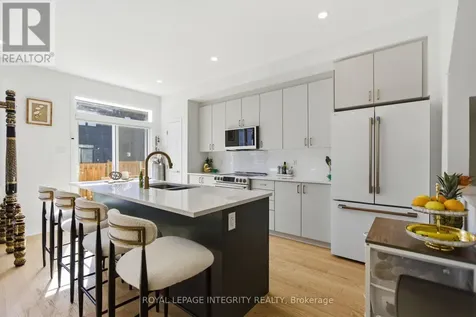 502 Bundoran Place Ottawa ON K2J 7C9