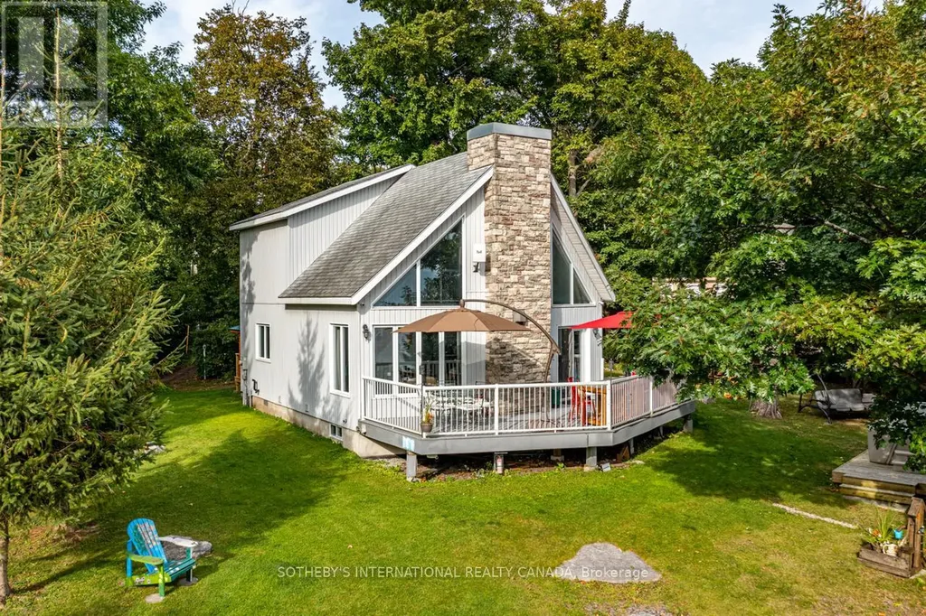 1 & 2 Ivy Lane Orillia ON L3V 6H1