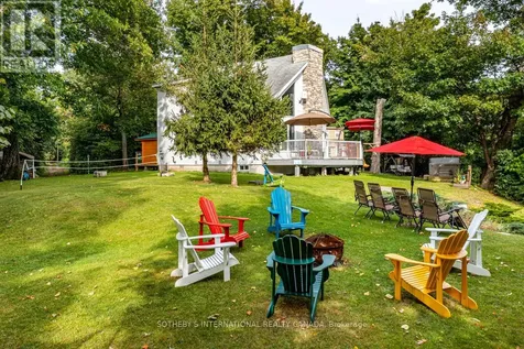 1 & 2 Ivy Lane Orillia ON L3V 6H1