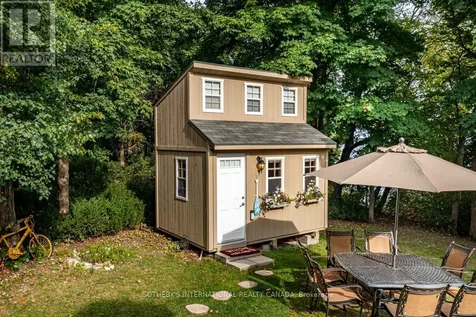 1 & 2 Ivy Lane Orillia ON L3V 6H1