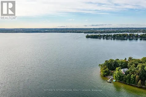 1 & 2 Ivy Lane Orillia ON L3V 6H1
