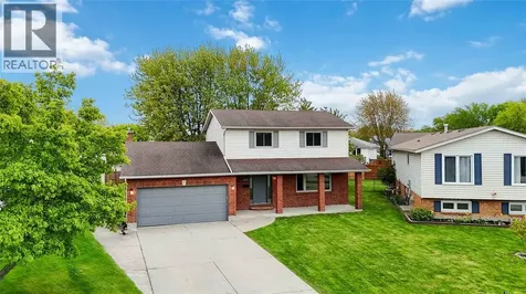 1516 Henley Crescent Sarnia ON N7S 5Z8