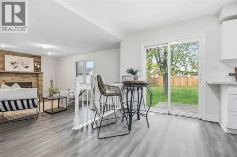 1516 Henley Crescent Sarnia ON N7S 5Z8
