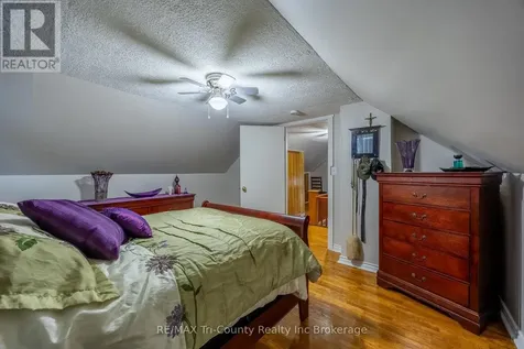 23 Pine Street Tillsonburg ON N4G 1L5