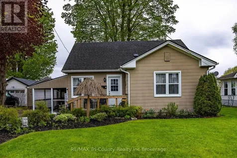 23 Pine Street Tillsonburg ON N4G 1L5